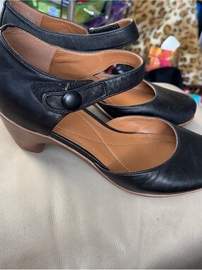 Easy Spirit Clarice Classic Black Genuine Leather Mary Jane Block Heels Size 10M